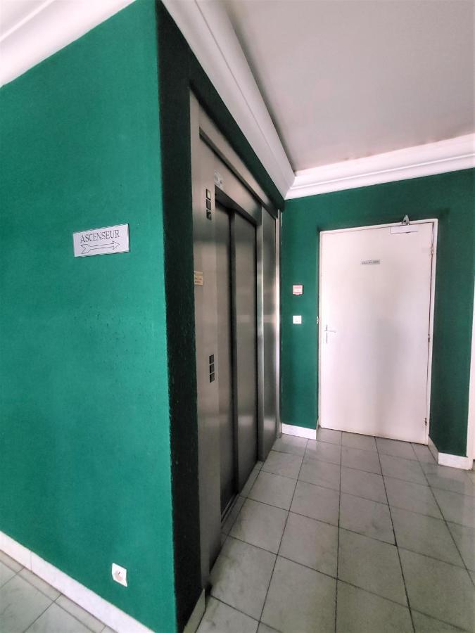 Nid Douillet Plein De Charme Avec Parking Gratuit Apartment Chantilly Ngoại thất bức ảnh