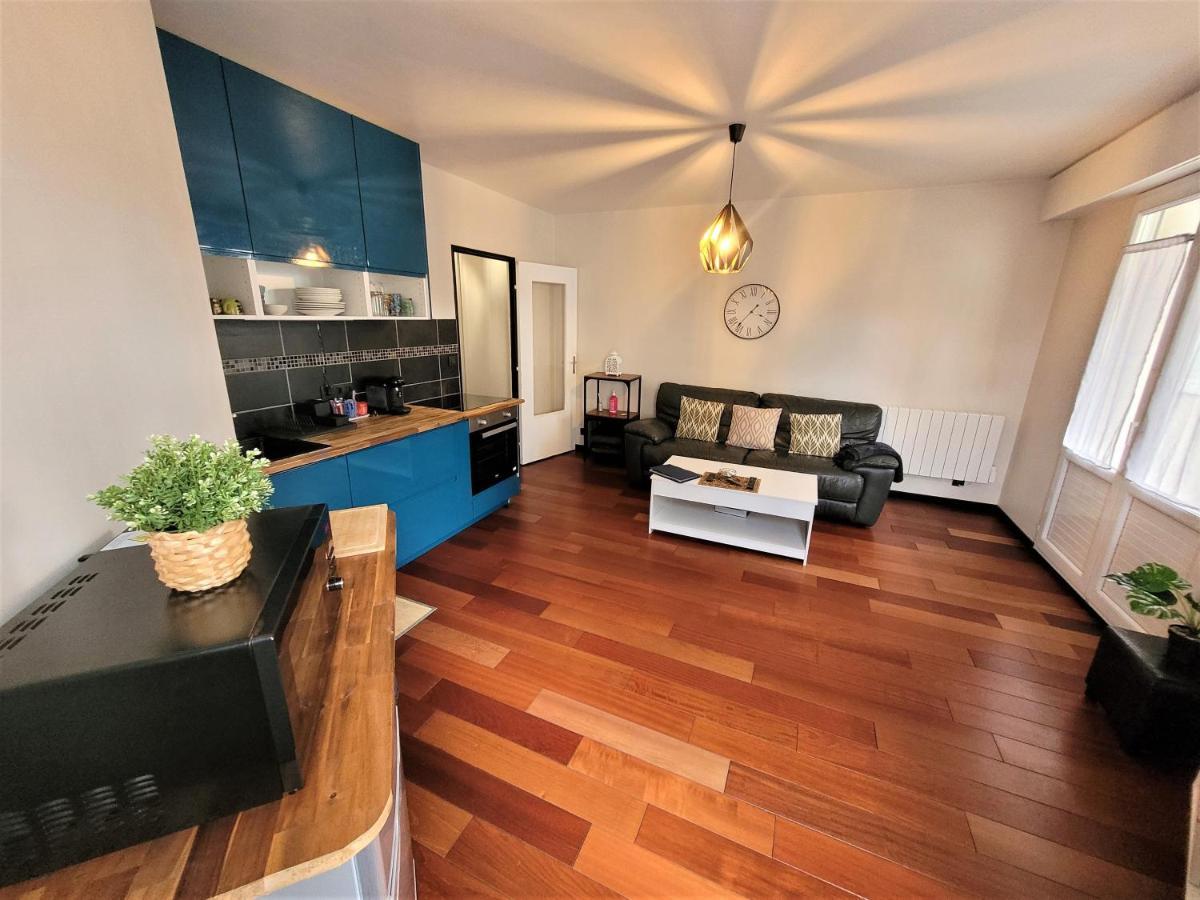 Nid Douillet Plein De Charme Avec Parking Gratuit Apartment Chantilly Ngoại thất bức ảnh