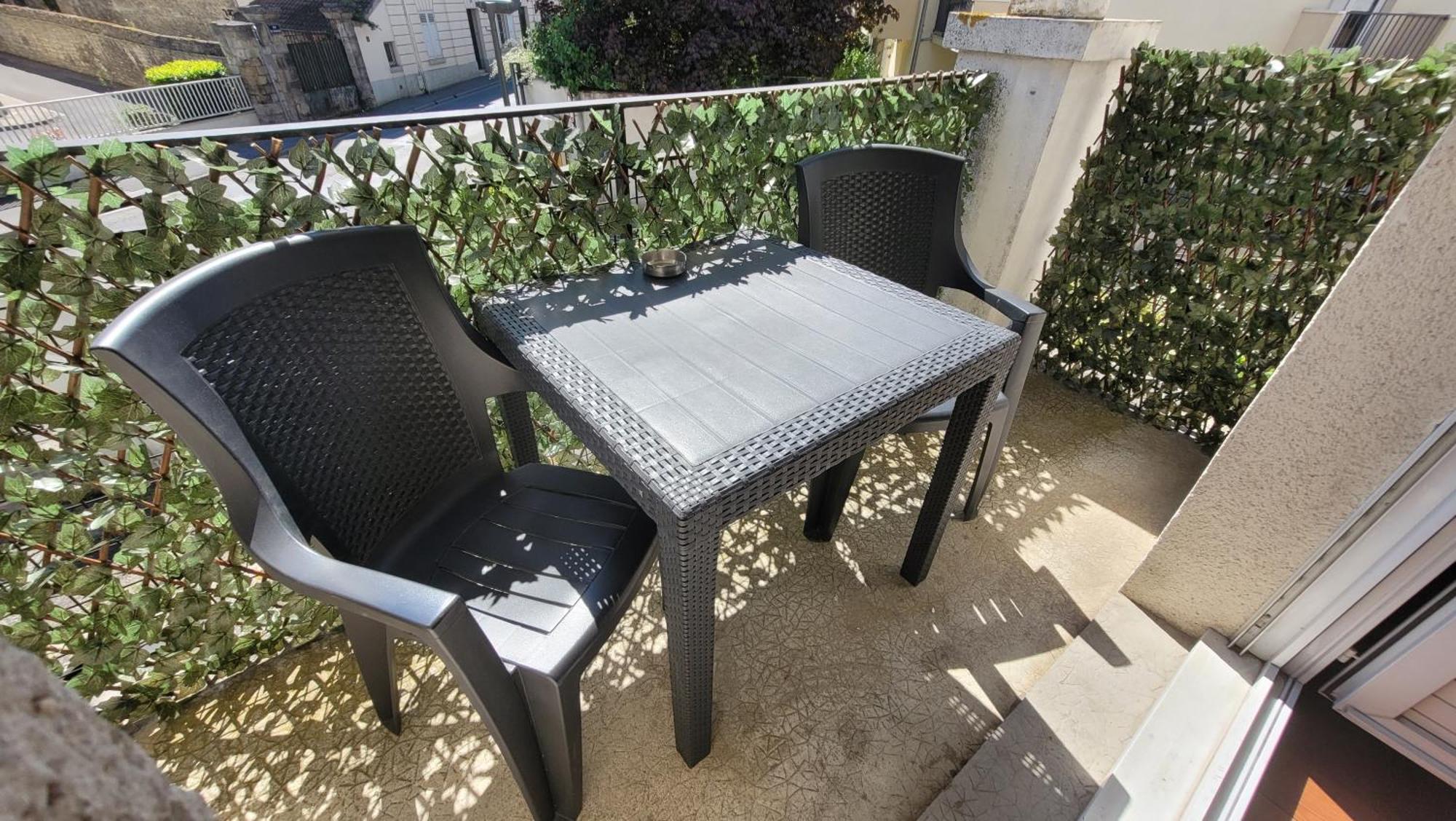 Nid Douillet Plein De Charme Avec Parking Gratuit Apartment Chantilly Ngoại thất bức ảnh